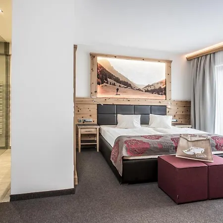 إليزابيث، 4 ستيرن سوبيريور فندق