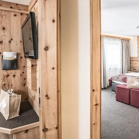 ホテル Elisabeth, 4 Sterne Superior 4*