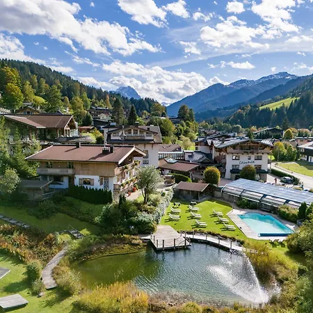 فندق إليزابيث، 4 ستيرن سوبيريور