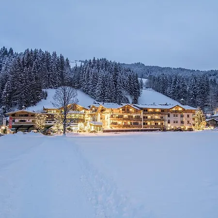 فندق إليزابيث، 4 ستيرن سوبيريور